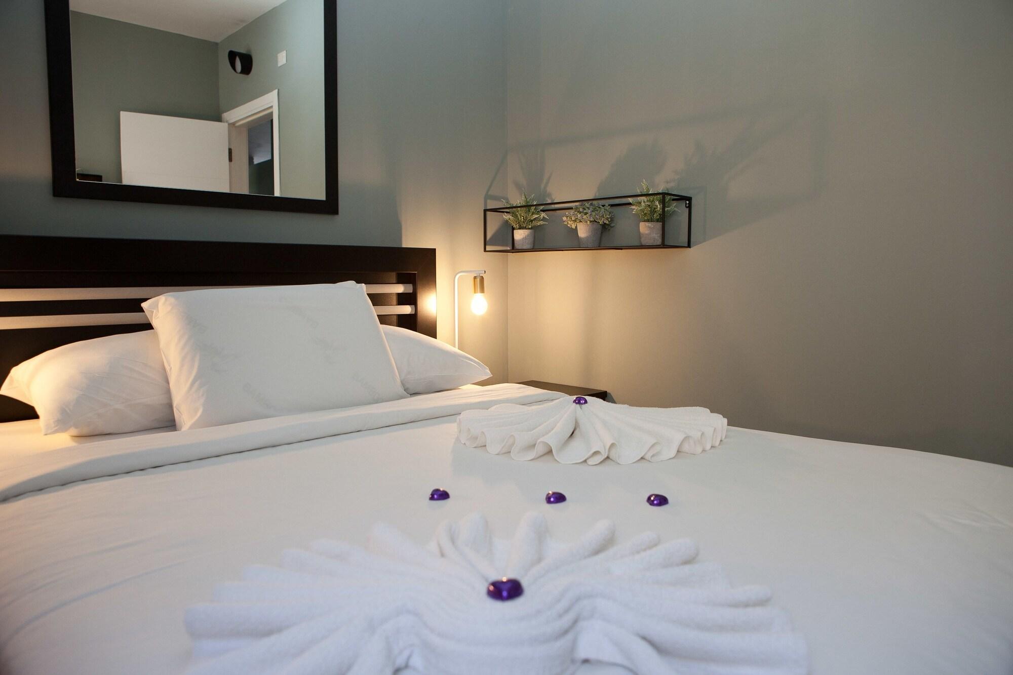 Liber Apartments By Raphael Hotels Tel Aviv Exterior foto